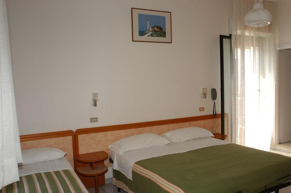 Hotel Roma Residenza Cervia Luaran gambar