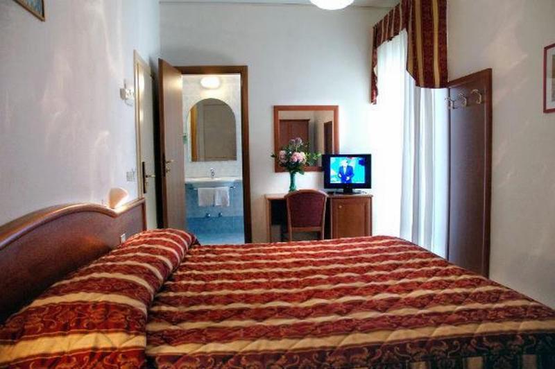 Hotel Roma Residenza Cervia Luaran gambar