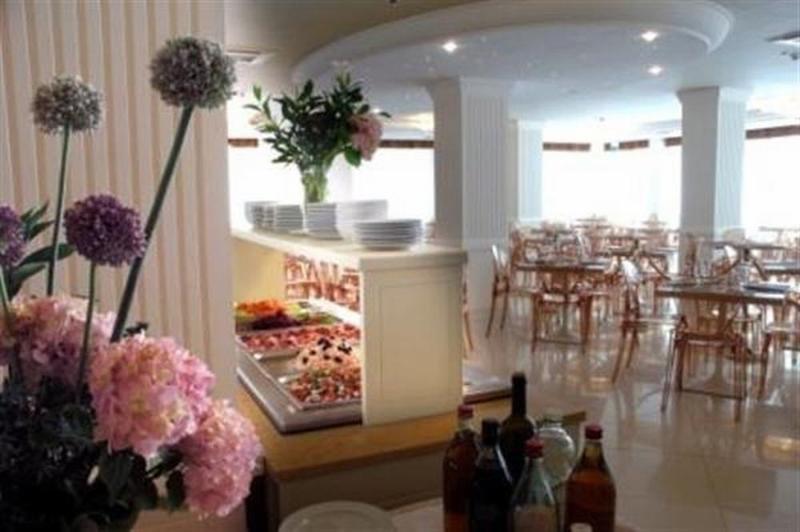 Hotel Roma Residenza Cervia Luaran gambar